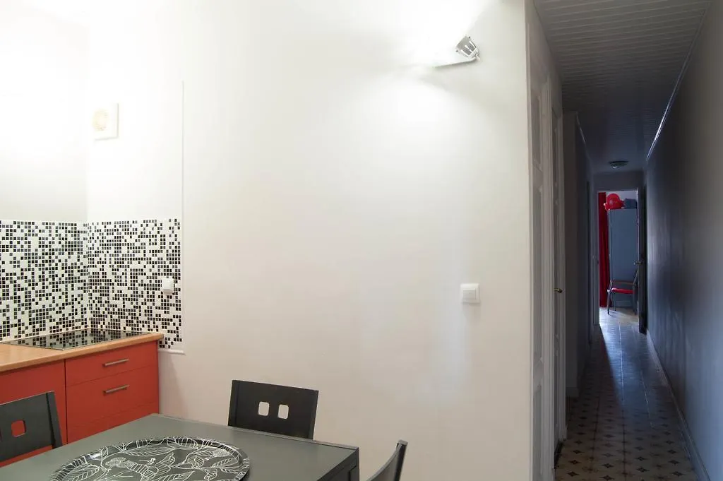 Magic Fountain Apartments Barcelona